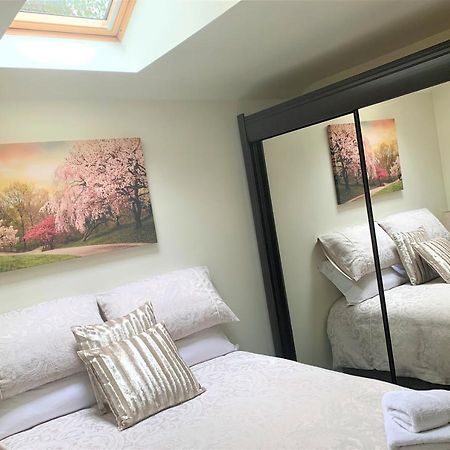 Naas 2 Bedroom Back Garden Escape Экстерьер фото